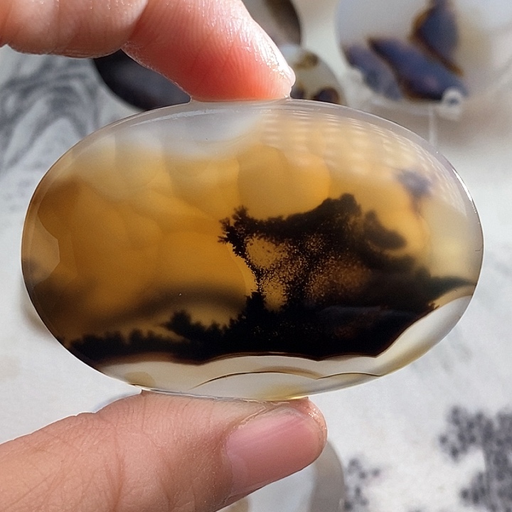 玛瑙/玉髓颈饰未镶嵌