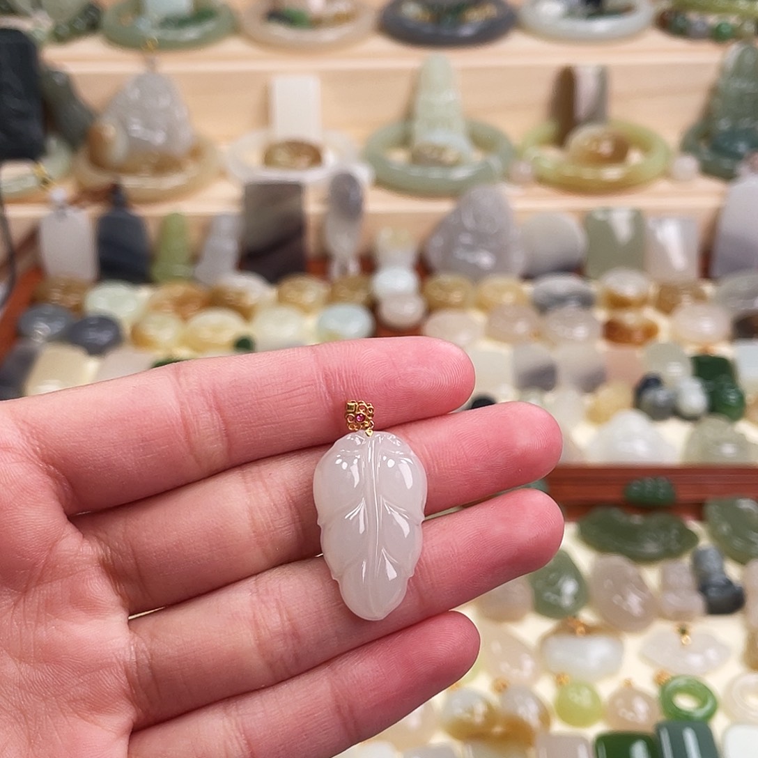 和田玉18K金镶嵌吊坠(不含链)