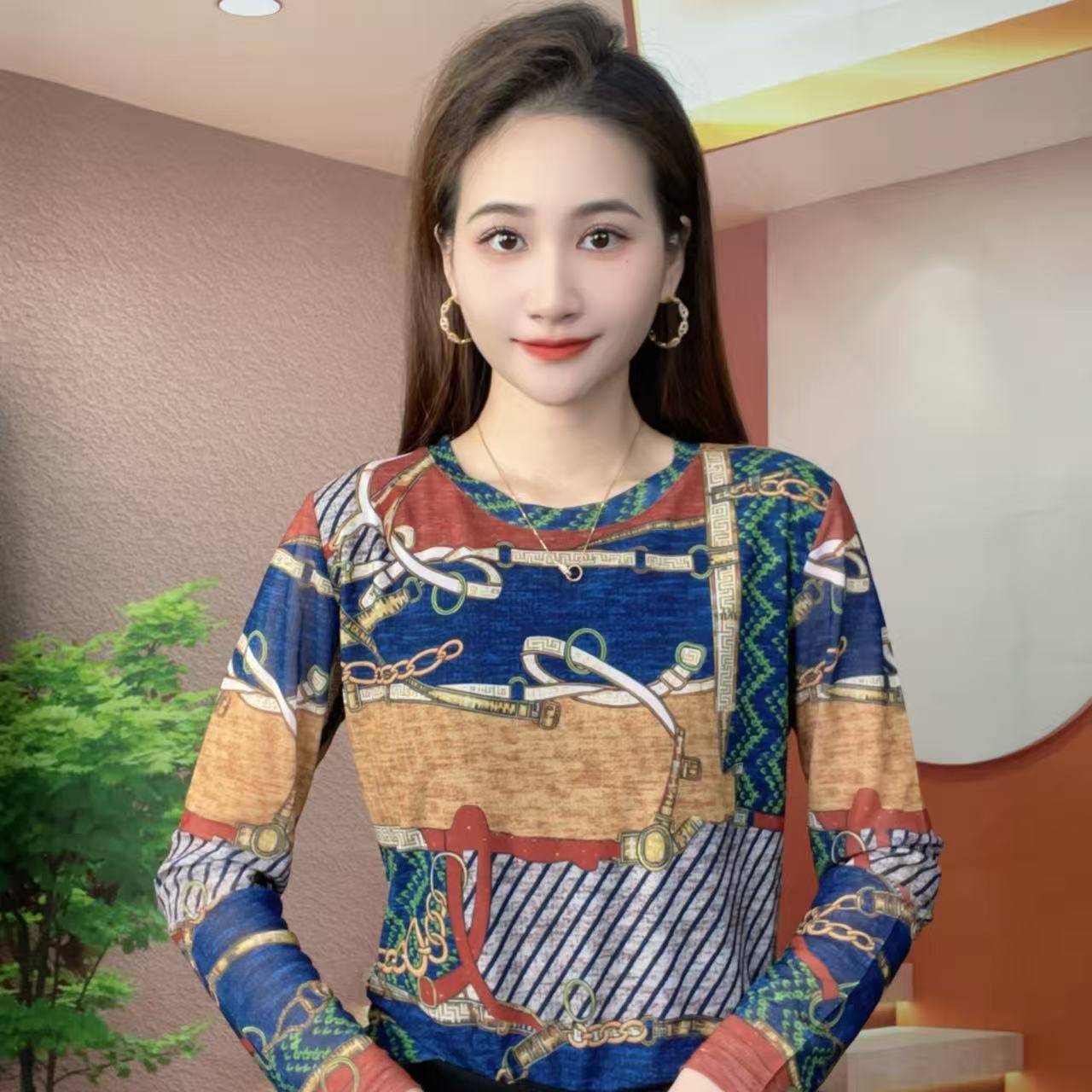 2025冬季新款肌肤纱长袖圆领时尚显瘦印花T恤上衣A579