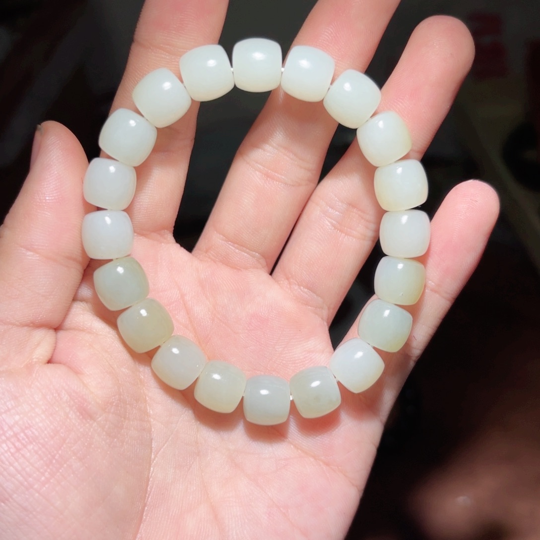 和田玉手链未镶嵌