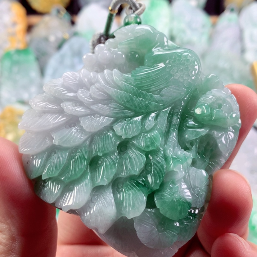 【闪购商品】翡翠吊坠(不含链)未镶嵌
