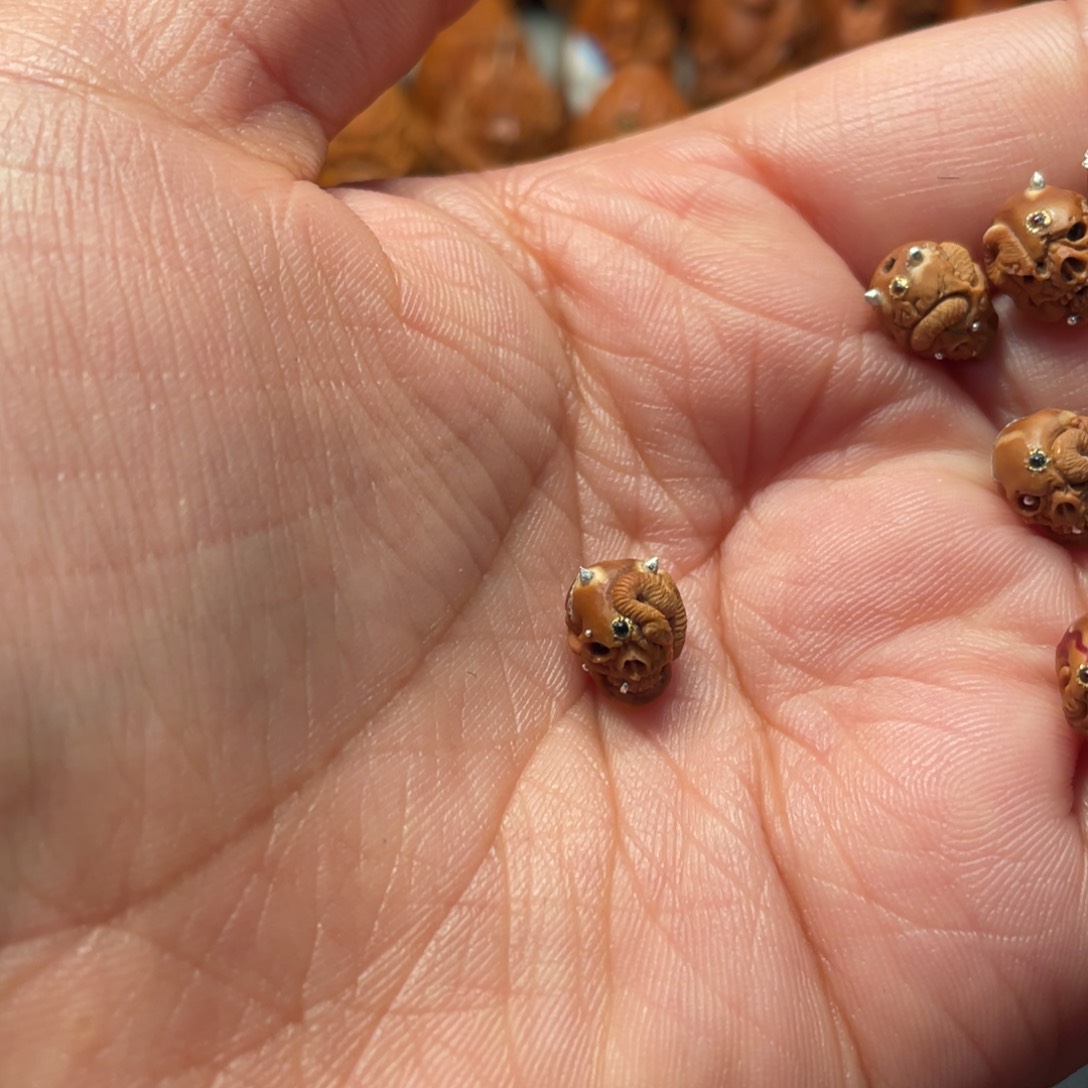 【闪购商品】手串/手链橄榄核逛****?骷髅