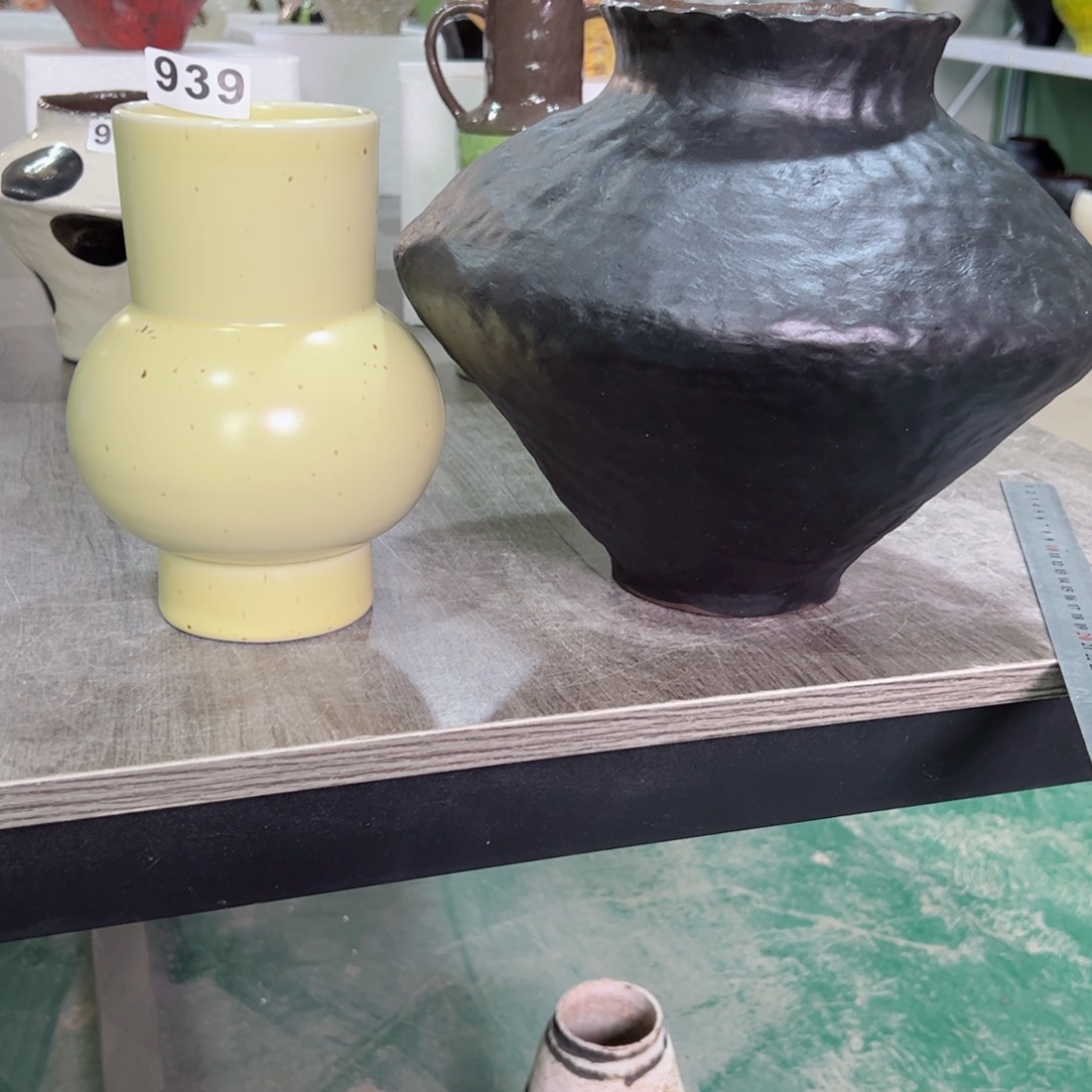 红陶猪**了口11高23无孔