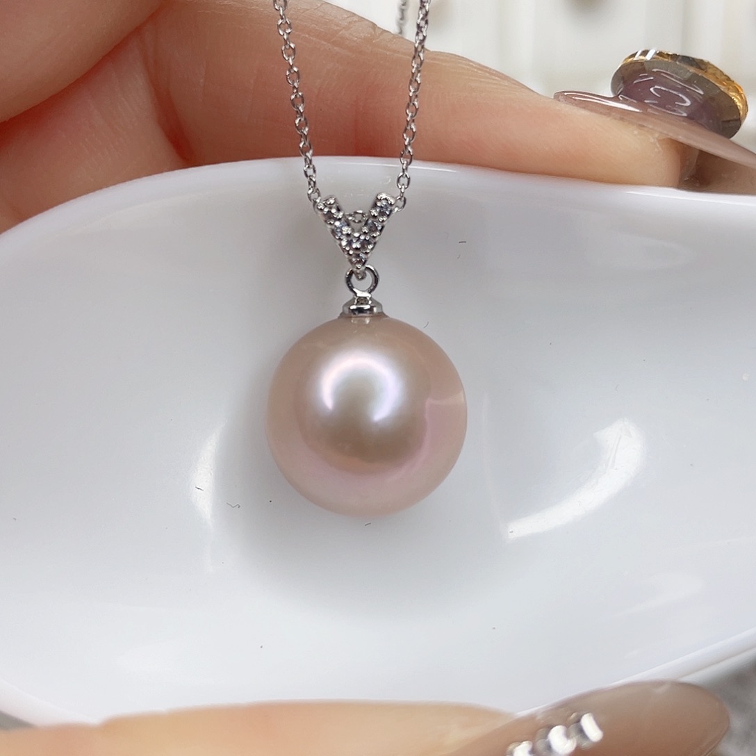 淡水珍珠吊坠(赠链)未镶嵌