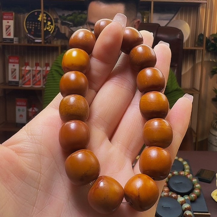 和田玉手串未镶嵌