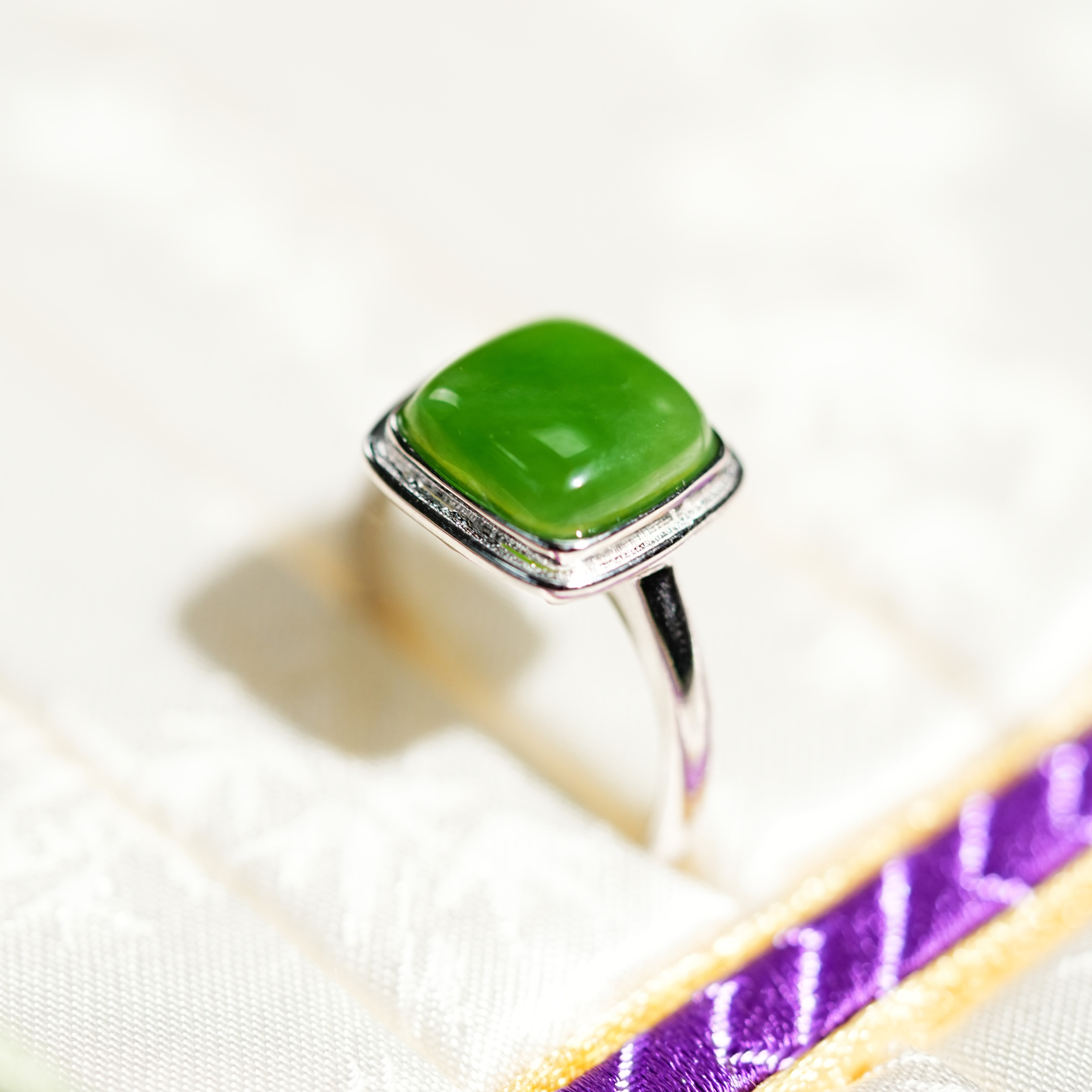 【小浩珠宝】天然和田玉碧玉阳绿方糖戒指s925银镶嵌女款