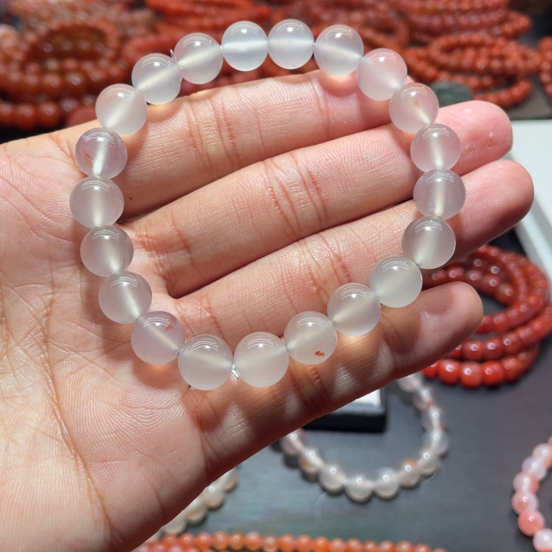 南红玛瑙手链未镶嵌