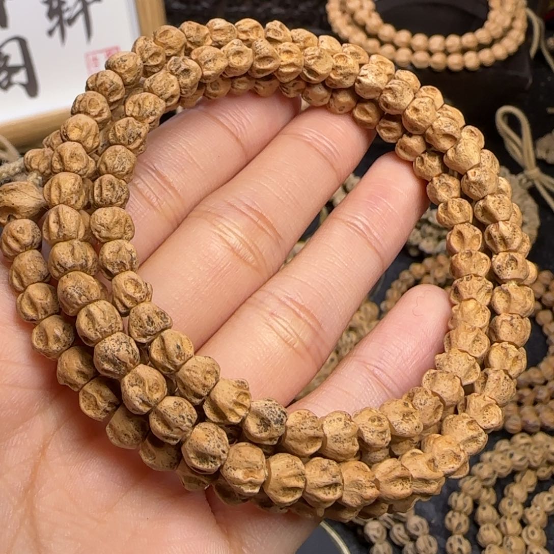 柏香籽/百香籽吊坠