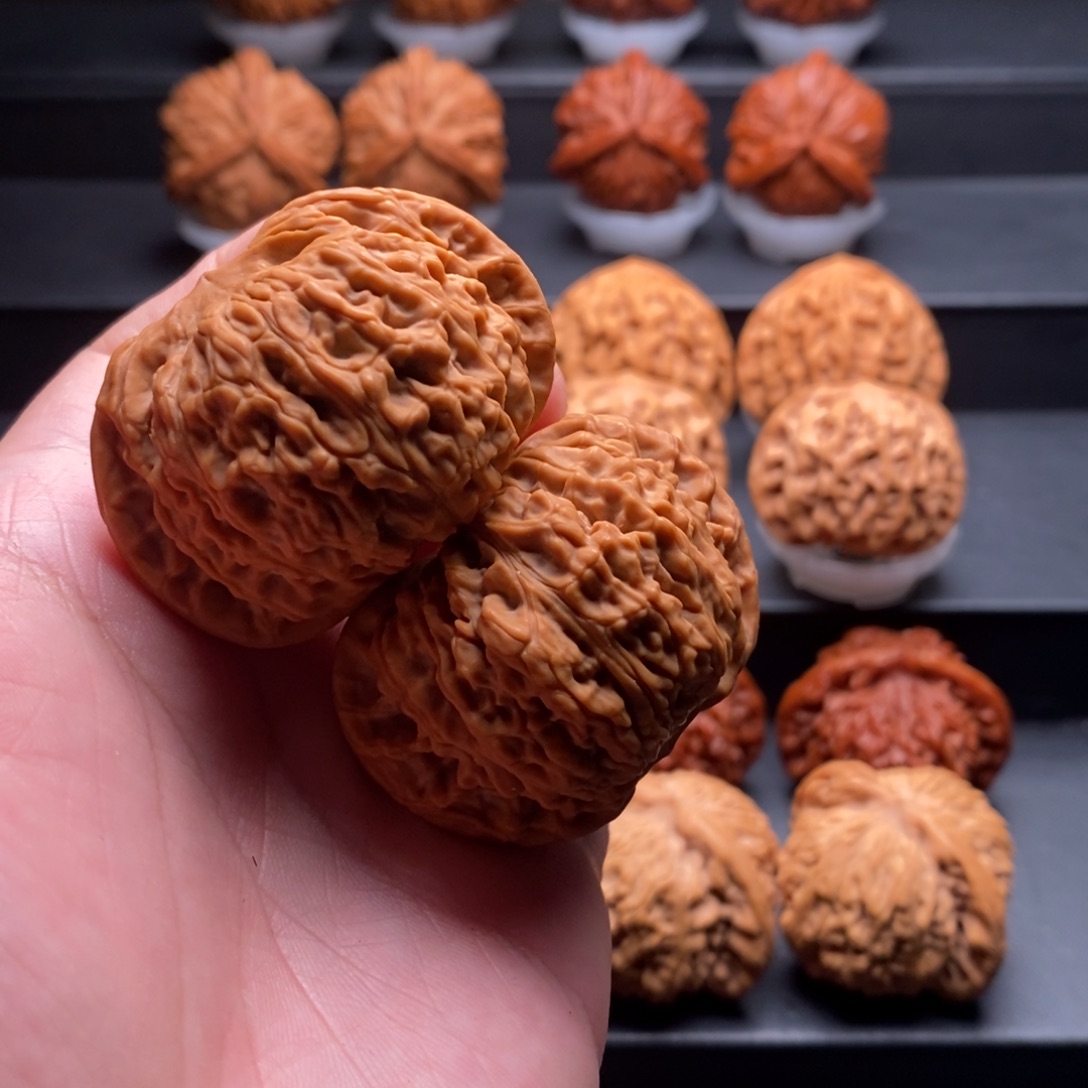 文玩核桃把件z***?核为贵