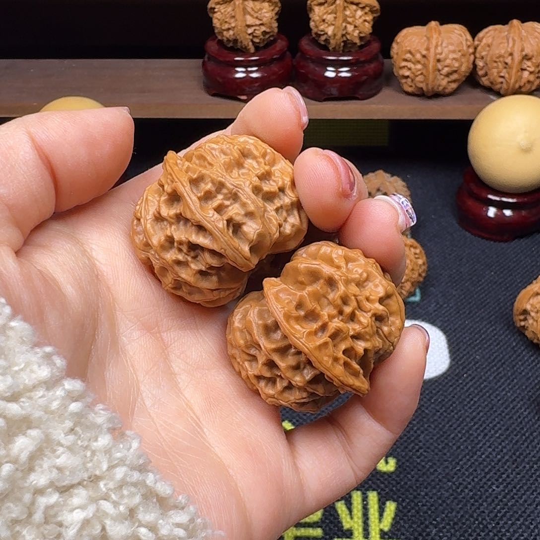 文玩核桃吊坠…*苹果