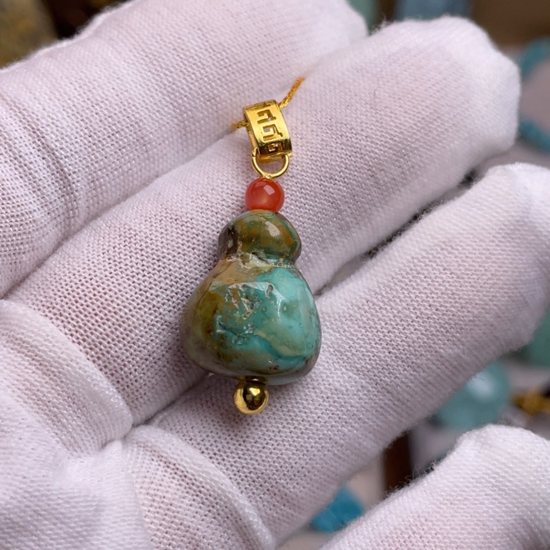 绿松石未镶嵌珠宝奇石