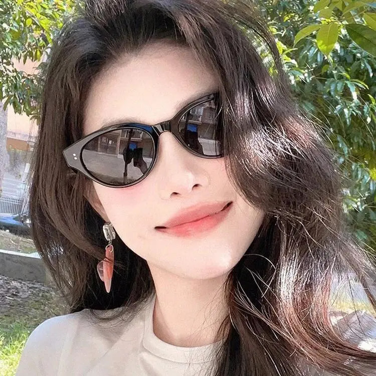 复古猫眼墨镜女款太阳眼镜显脸小防紫外线潮流百搭