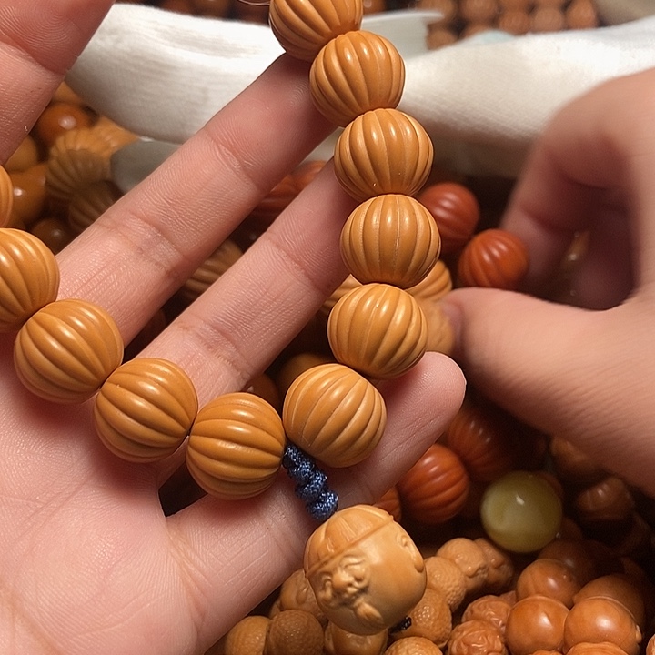 猴头核桃吊坠U*O手持