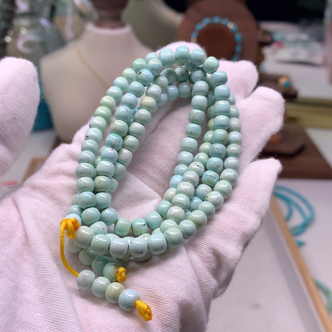 绿松石配饰未镶嵌