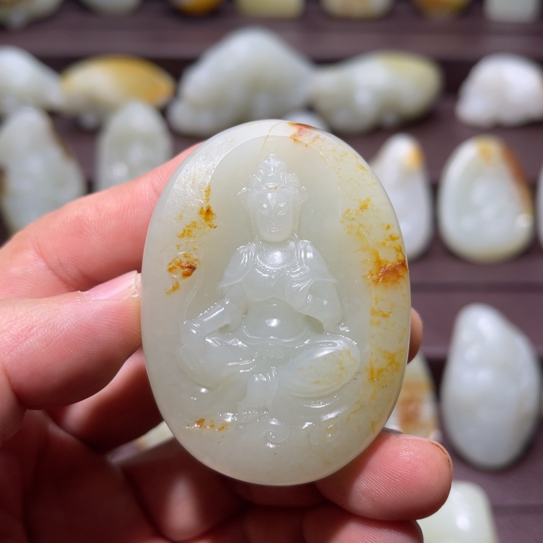 和田玉未镶嵌颈饰