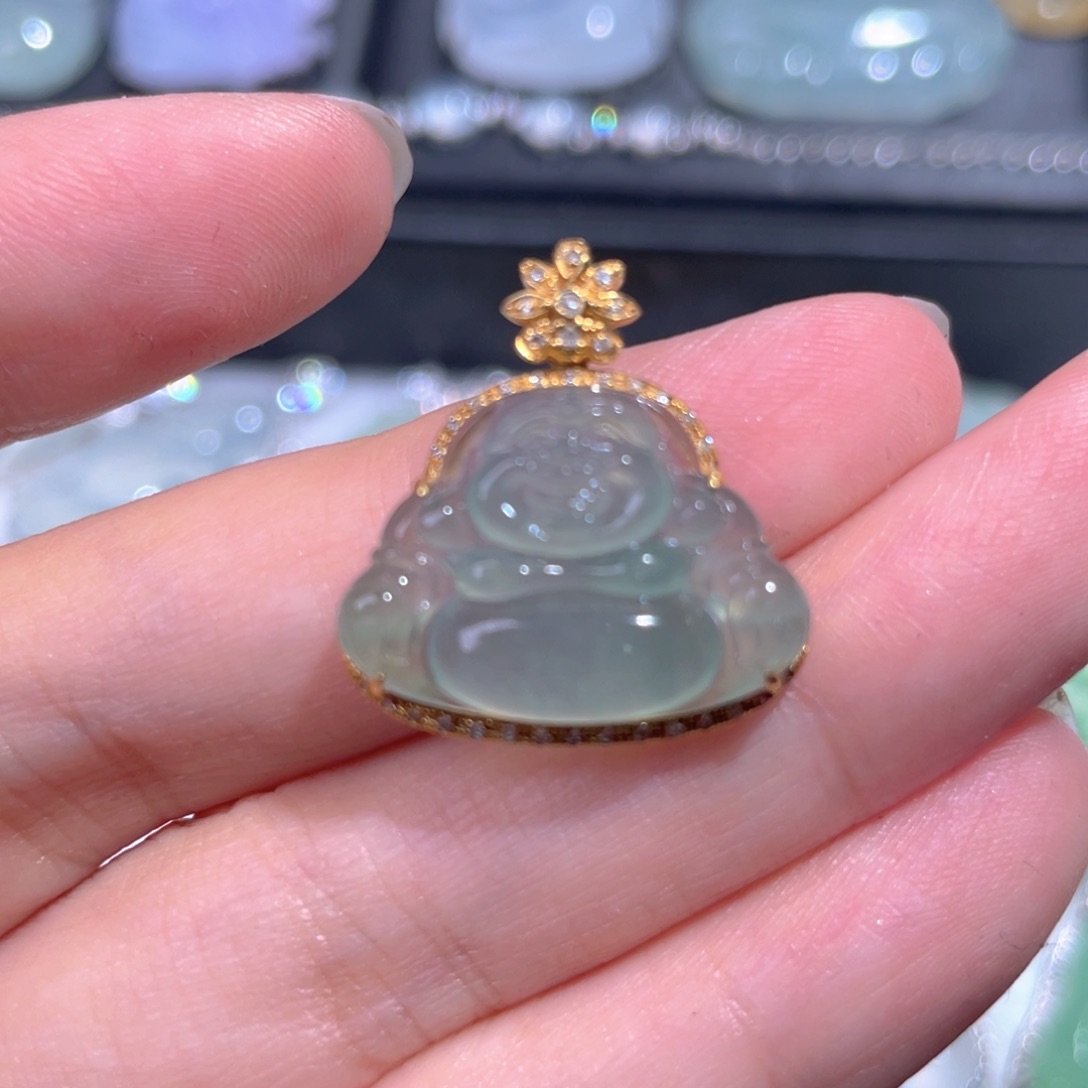 颈饰18K金镶嵌翡翠翡翠