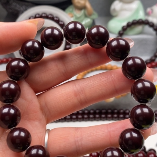 ᝰ****猴头关的一个小镇上