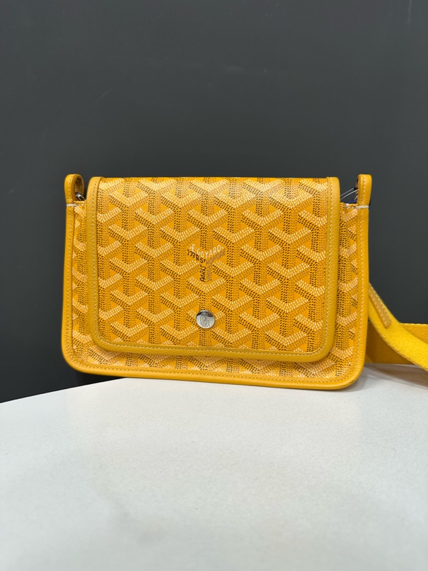 95新 Gaoy/戈雅 黄色信封包20cm/0295012511