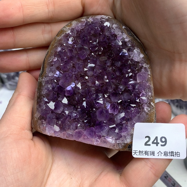 紫晶大型摆件（非配饰）未镶嵌