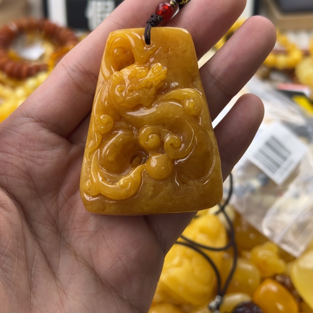 琥珀珠宝奇石未镶嵌