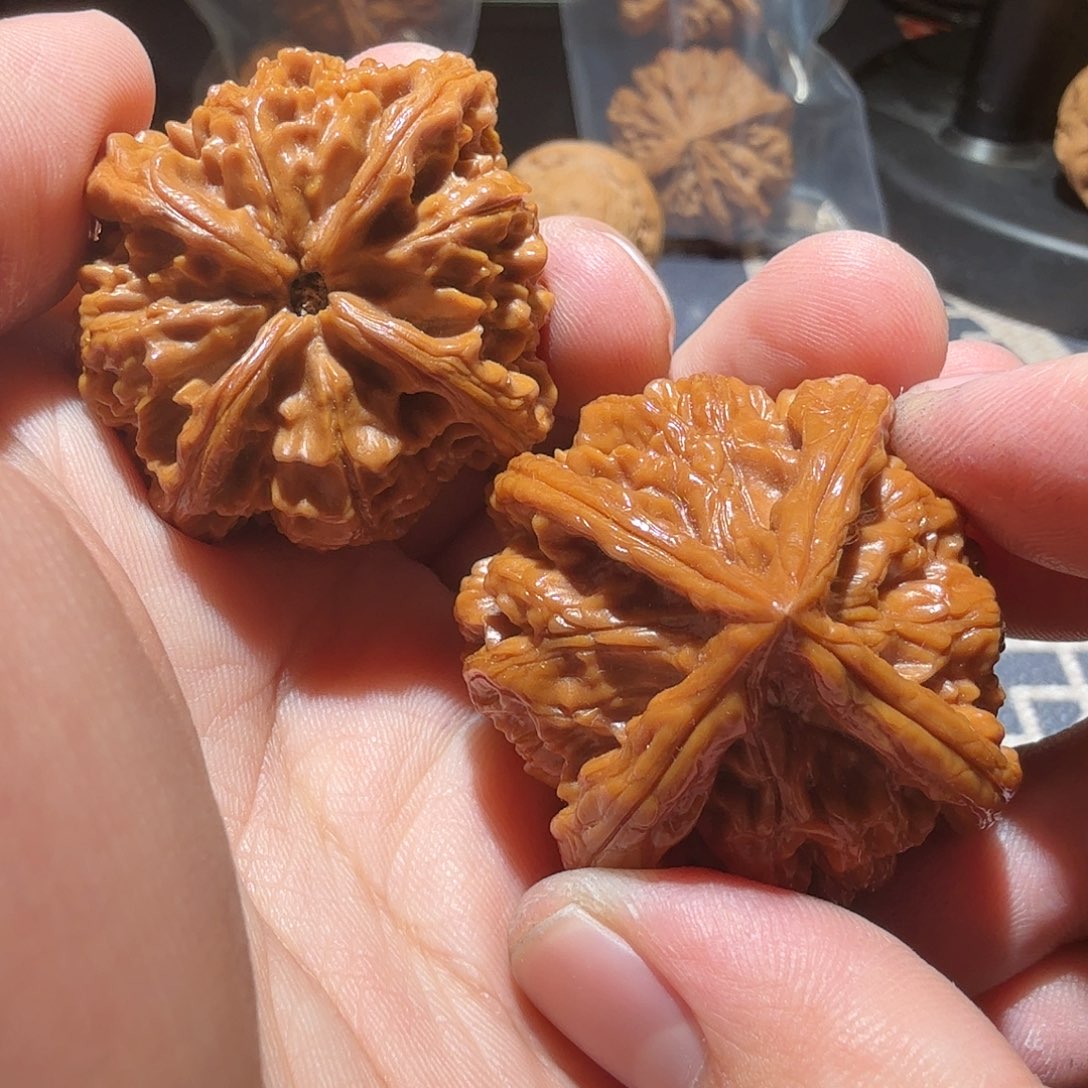 文玩核桃把件玉玺