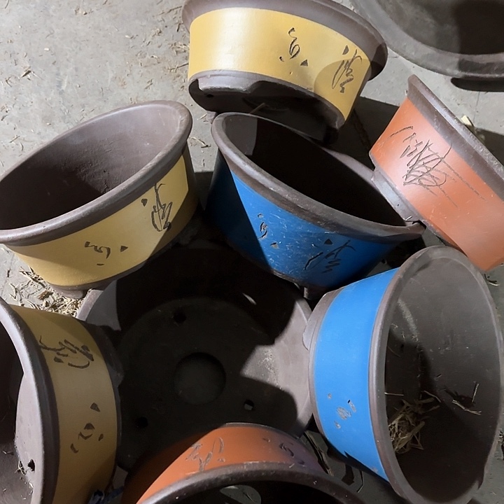 紫砂花盆100-8。 22-9