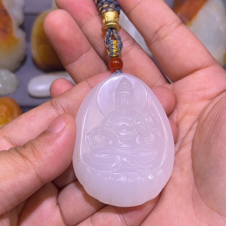 颈饰未镶嵌和田玉