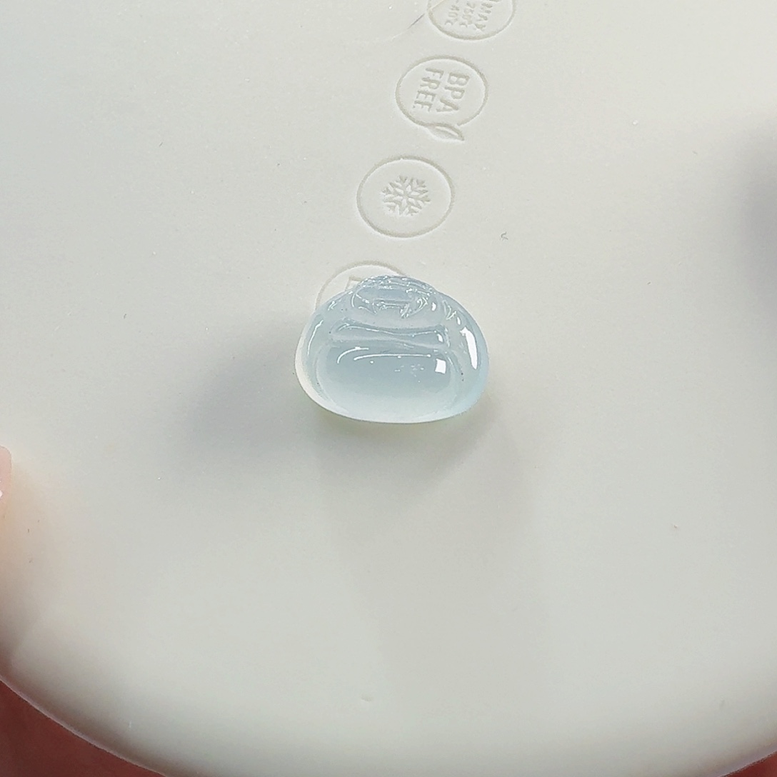 翡翠颈饰未镶嵌佛公