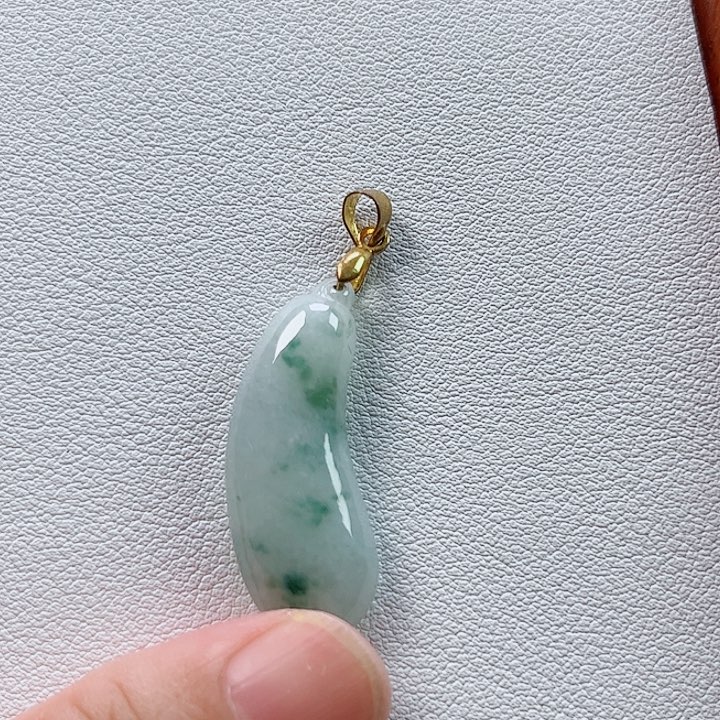 颈饰未镶嵌翡翠孤品