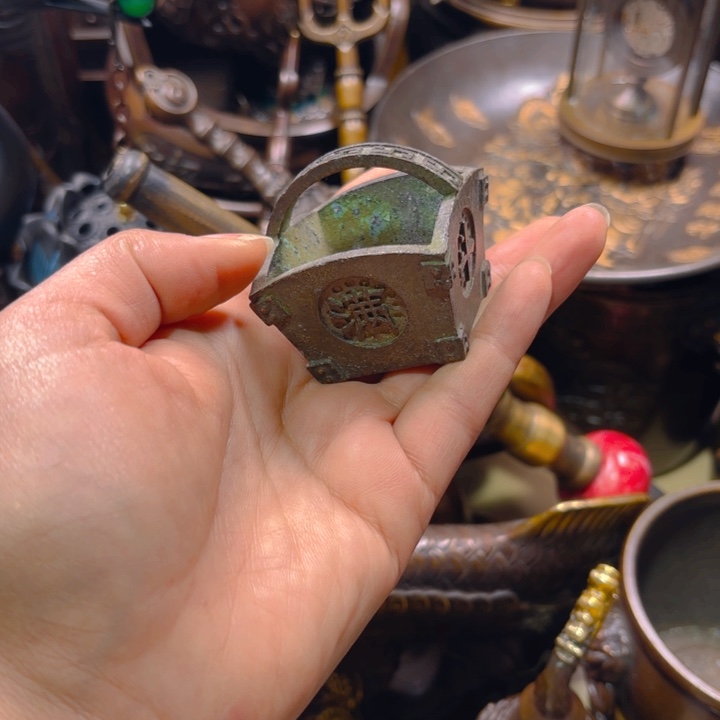 铜器摆件收收藏藏