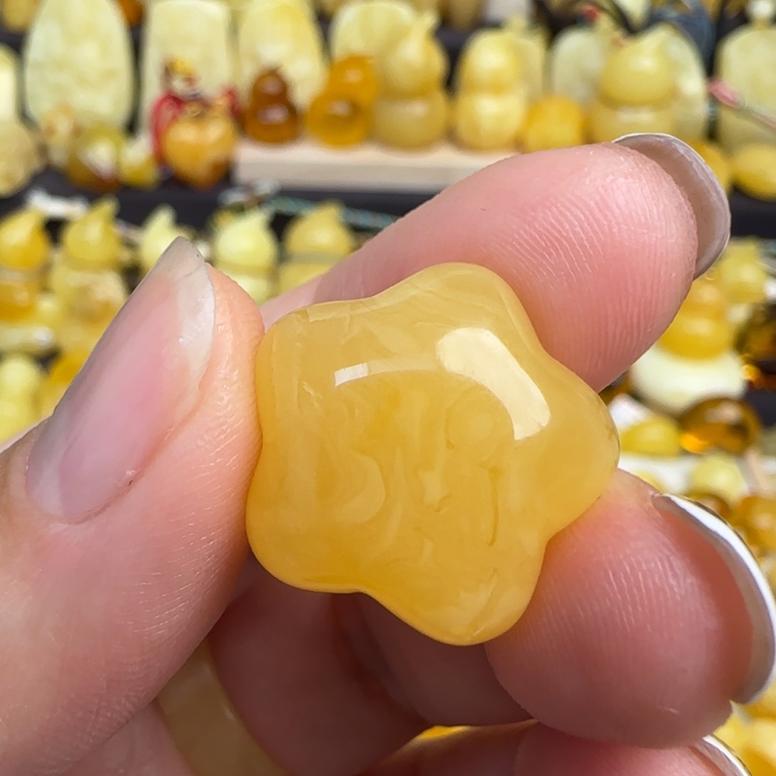 未镶嵌蜜蜡吊坠(不含链)蜜蜡爱心吊坠