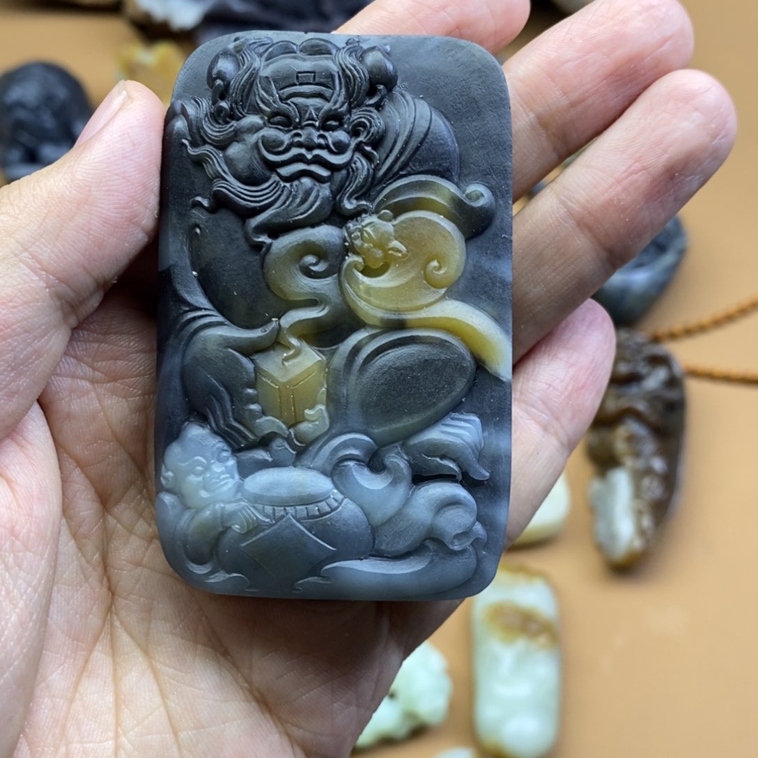 和田玉挂件定制未镶嵌塔*