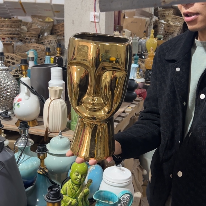 瓶高度30厘米口径15厘米微瑕捡漏针眼