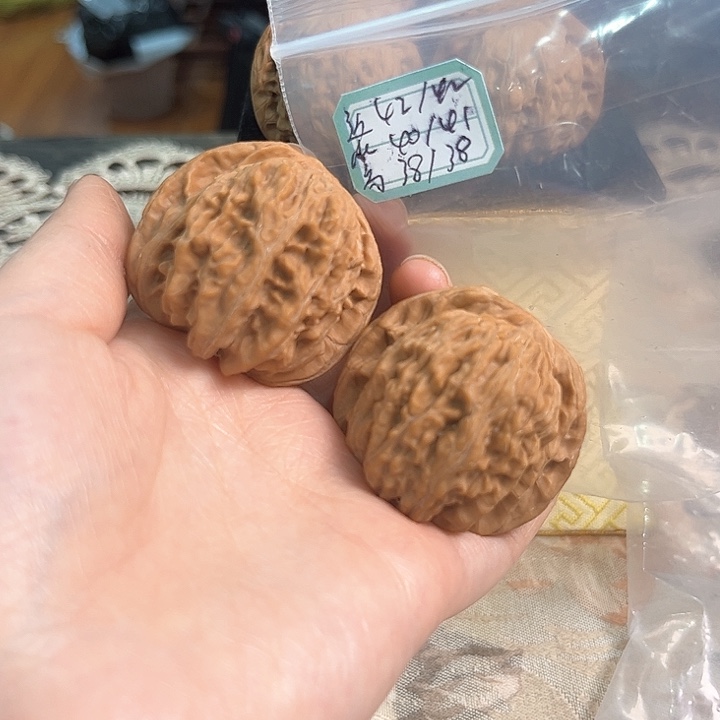 文玩核桃把件一代楼