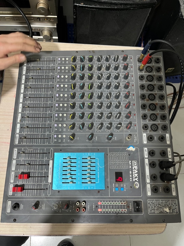9新  二手 MX-820 调音台 有故障需维修 不带线材 