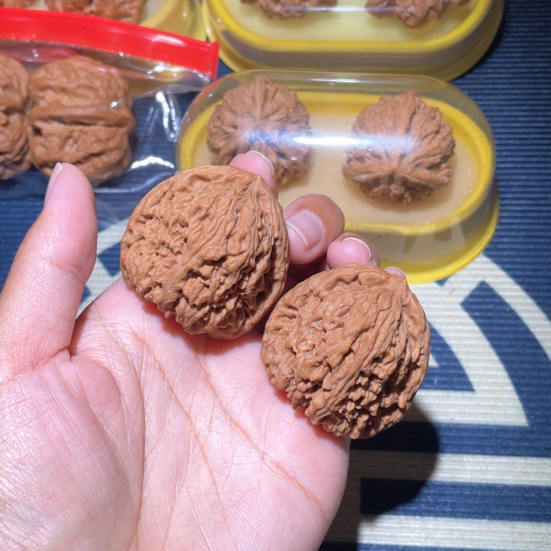 文玩核桃吊坠凹底南疆石41