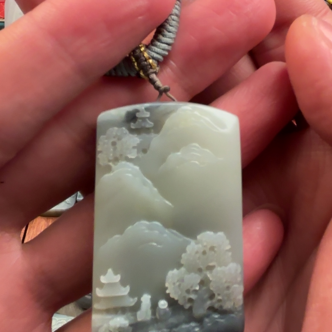 和田玉颈饰未镶嵌