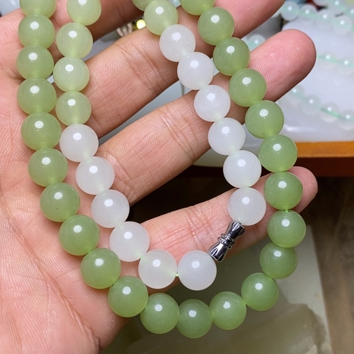 ****）青海带翠卡 10 妈妈链 6898889989