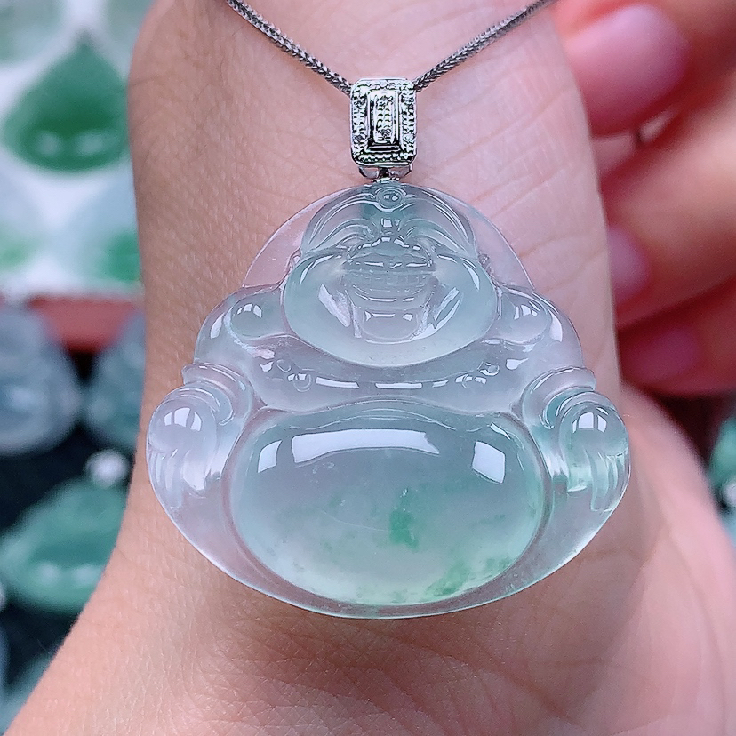 百千翡翠-18k金镶嵌冰种飘绿佛公吊坠（尺寸29.5*31.8*6.4）