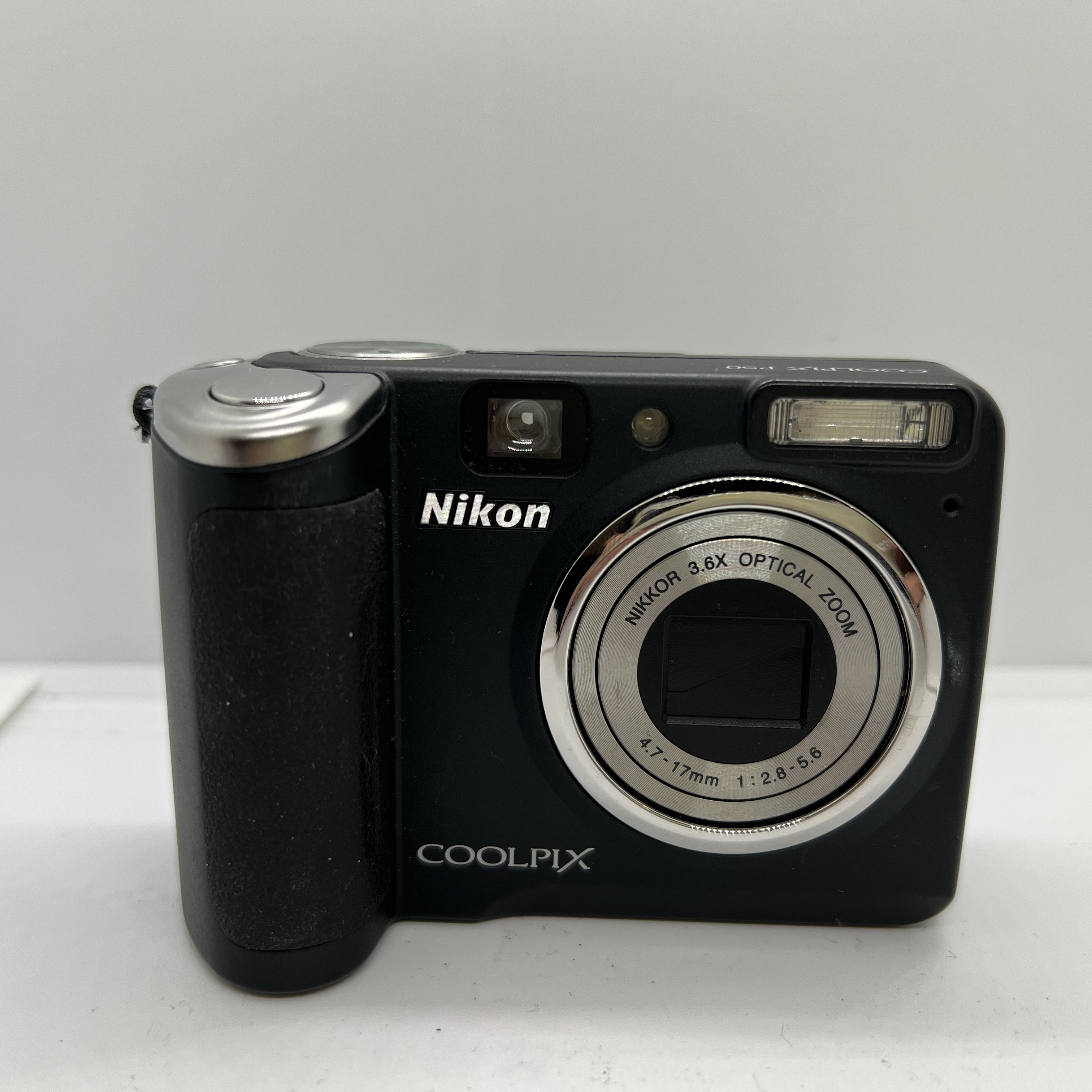9新 Nikon/尼康 尼康p50 810w像素 3倍变焦