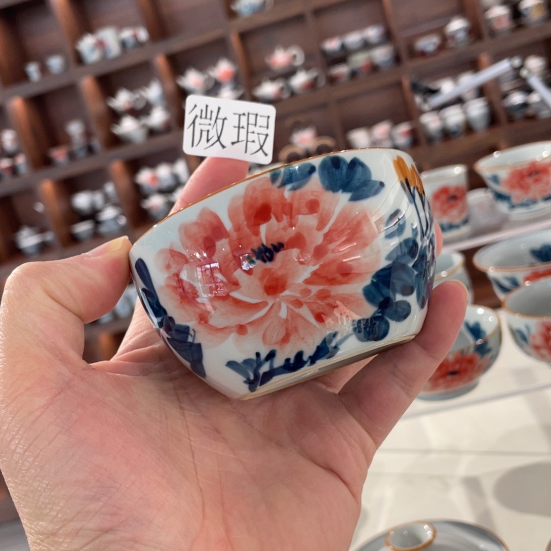 釉下手绘茶具微瑕