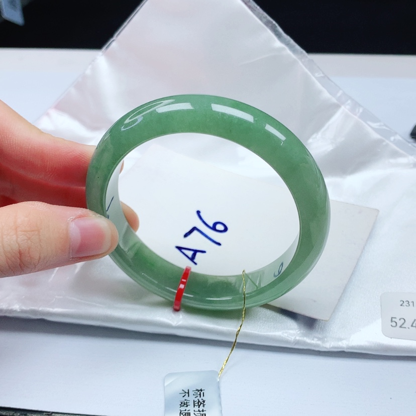 【闪购商品】翡翠手镯未镶嵌天然缅甸a货手镯52+