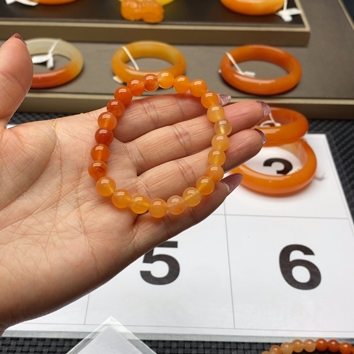 石英质玉（黄龙玉）未镶嵌手镯