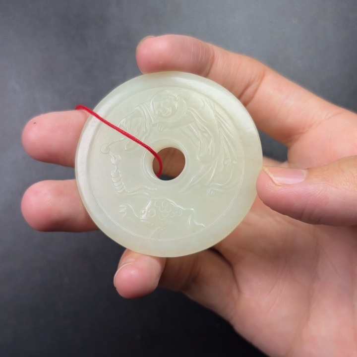 国***号和田玉未镶嵌颈饰