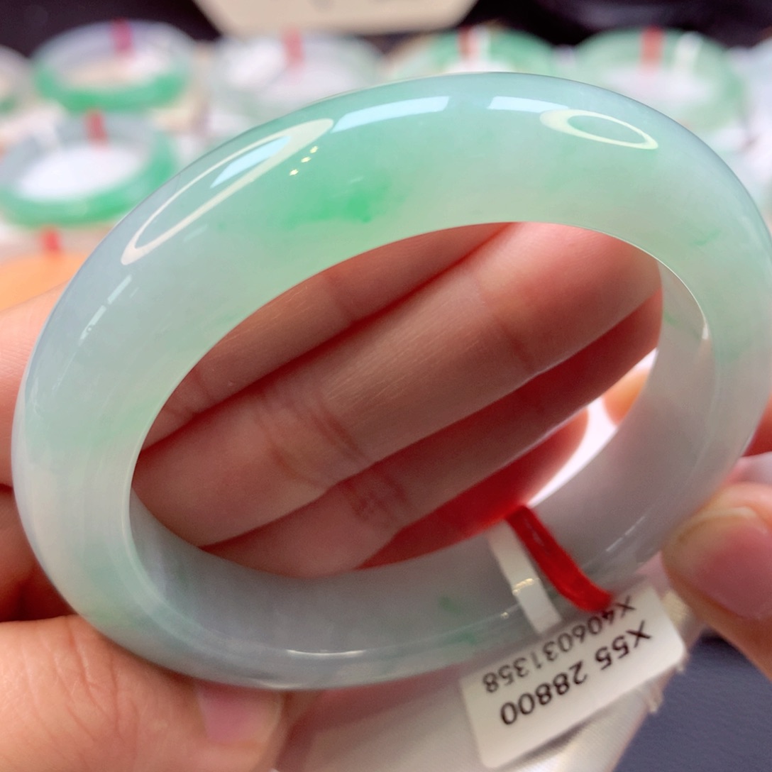 翡翠手镯未镶嵌6翡翠手镯99