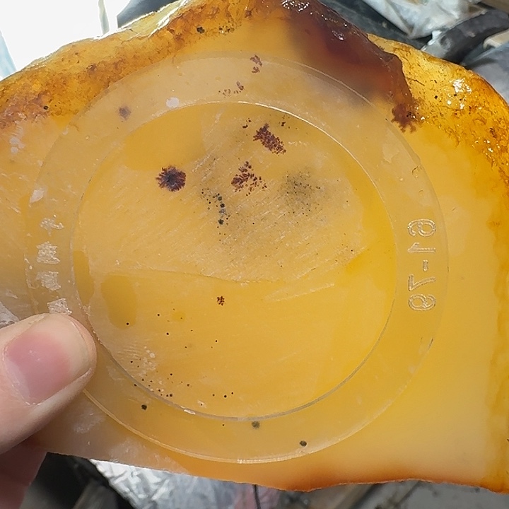 奋***！定制玛瑙手镯工费