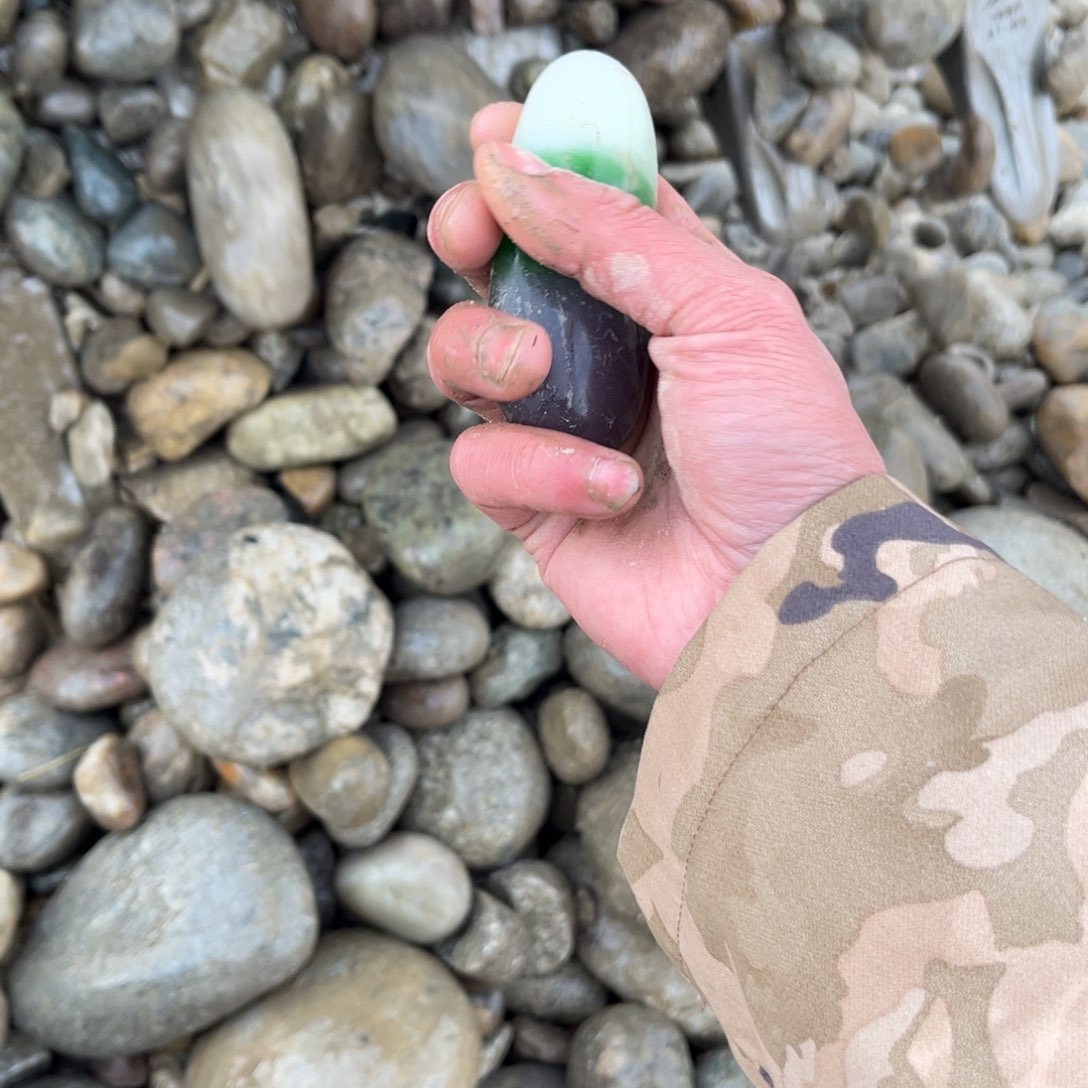 未镶嵌和田玉（糖玉）挂件