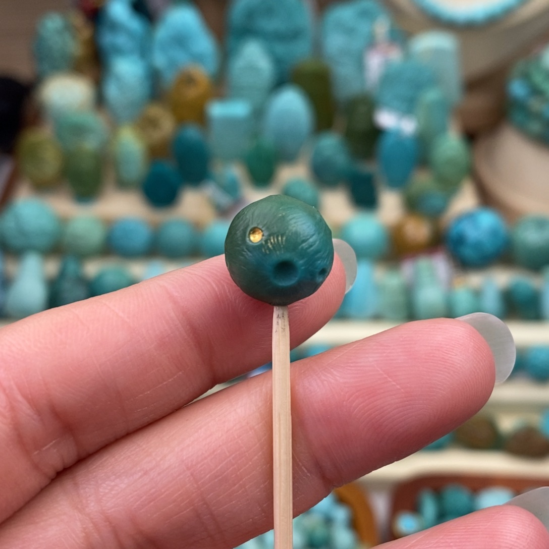 未镶嵌绿松石珠宝奇石