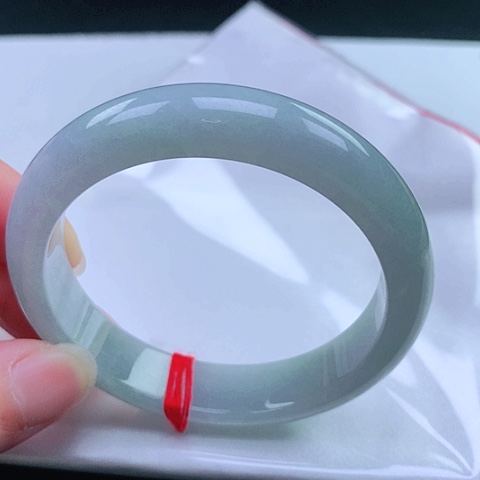 翡翠未镶嵌手镯29 号翡翠手镯