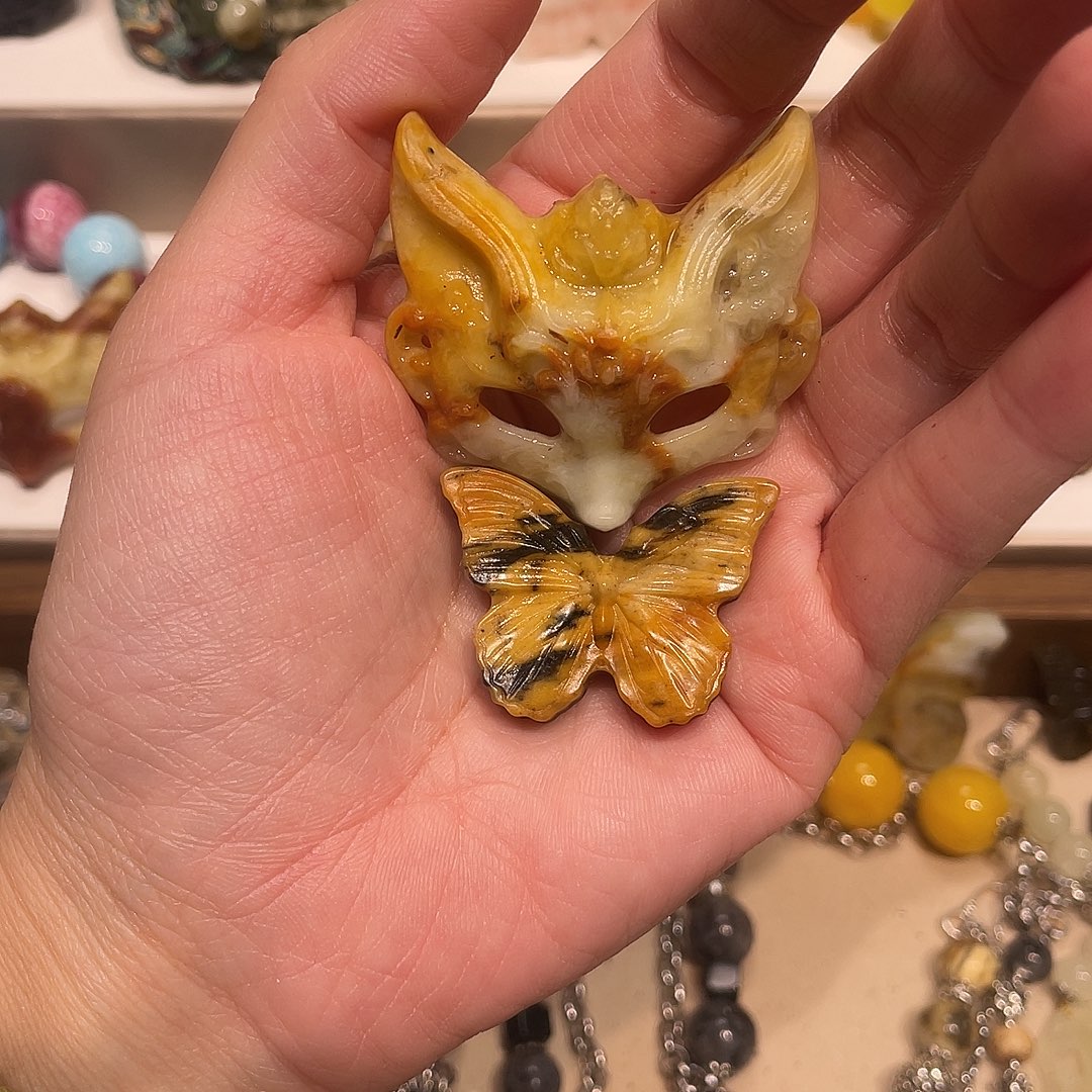 宸***˶蛇纹石玉合金颈饰